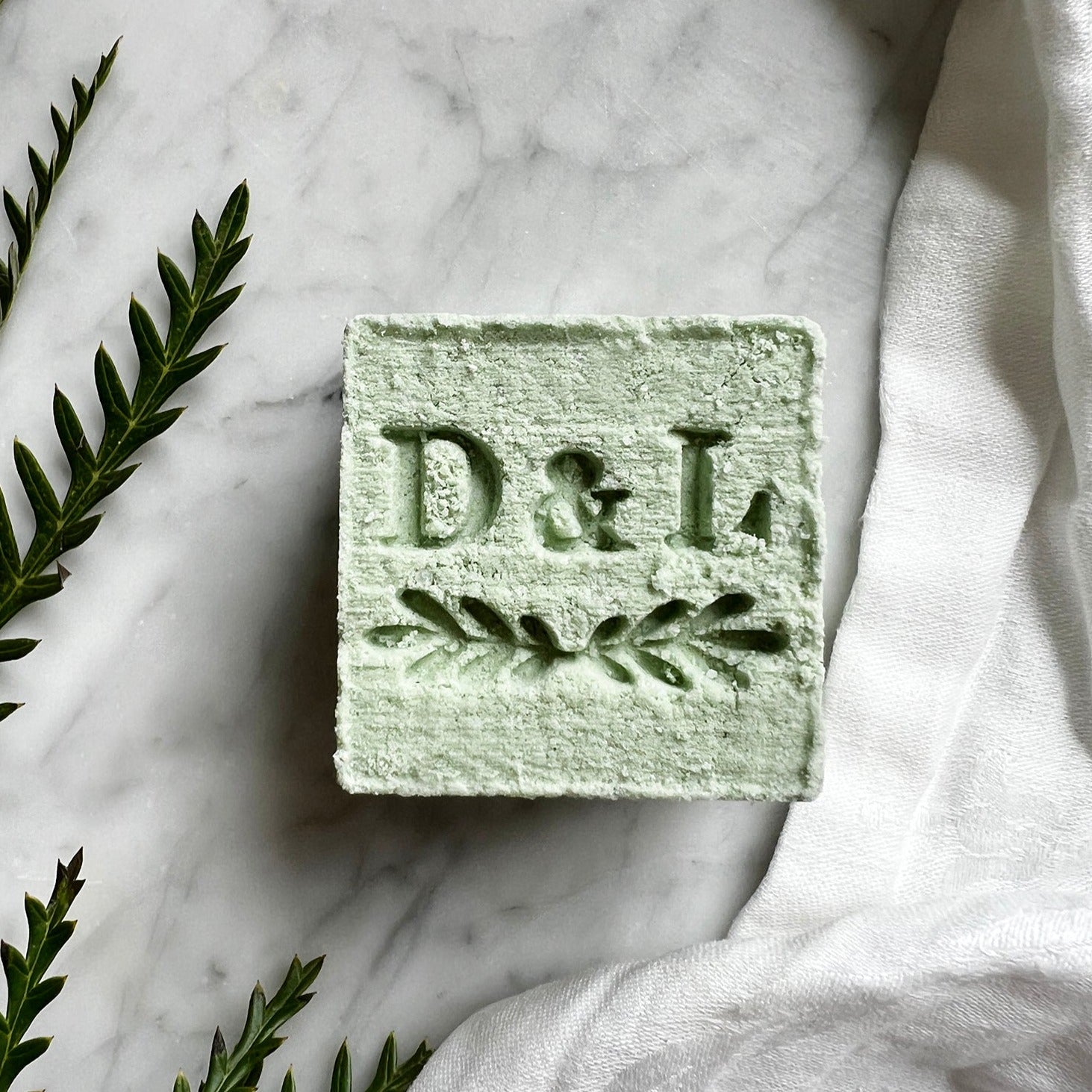 New - Eucalyptus & Lime Sparkling Milk Bath Cube – Dot & Lil Wholesale